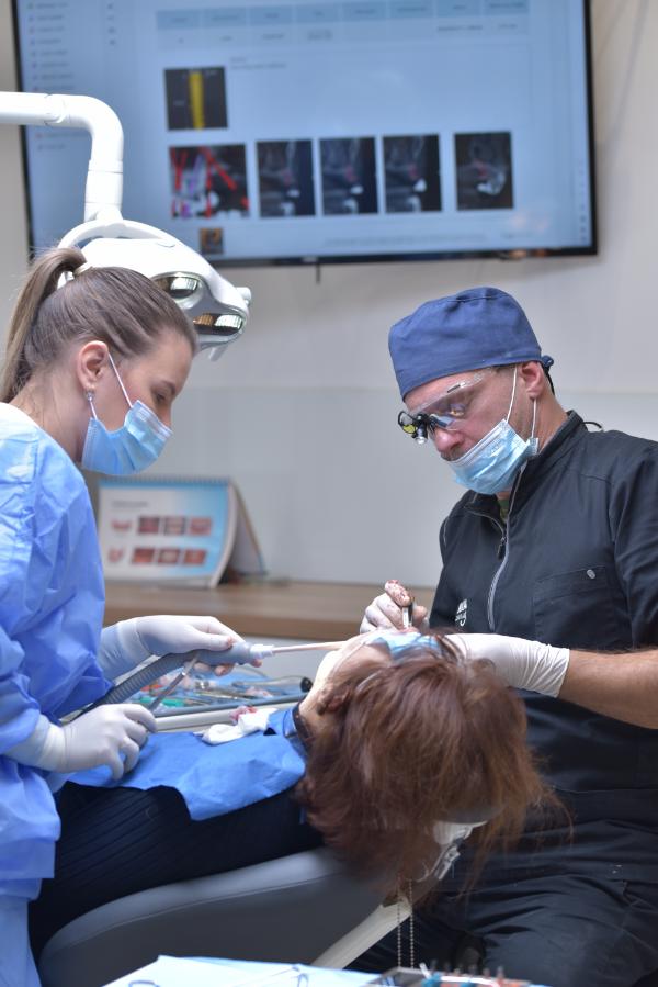 ALL on 4/ ALL ON 6 - Dental Pollak